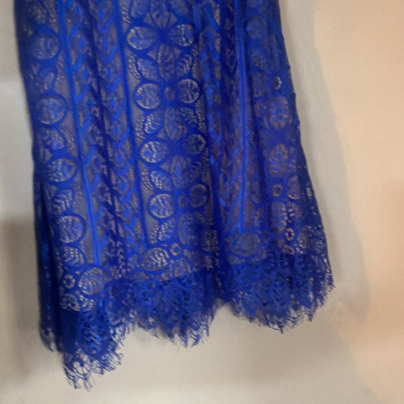 Royal blue lace dress with open back. - Picture 3 of 6